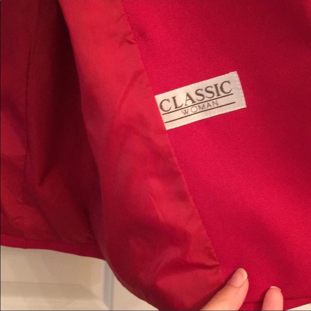 Red Blazer - Picture 6 of 7